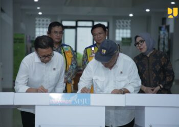 Didampingi Menkes RI, Menteri Basuki Resmikan Rusun Asrama Poltekkes Kemenkes Yogyakarta