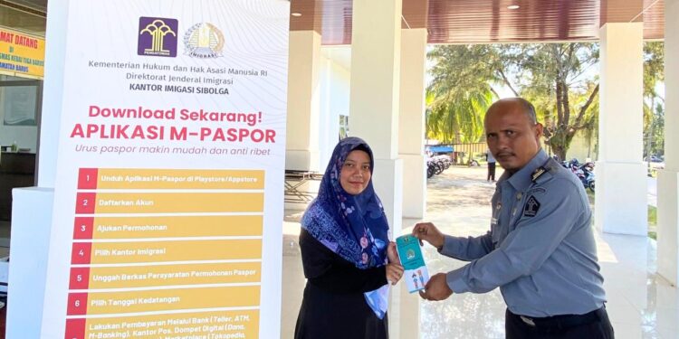 Kantor Imigrasi Sumatera Utara Sosialisasikan Aplikasi M-Paspor kepada Masyarakat