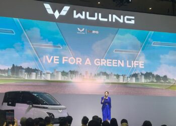 Wuling Bawa Semangat ‘Drive For A Green Life’ dengan Eksterior dan Interior Cloud EV di IIMS 2024