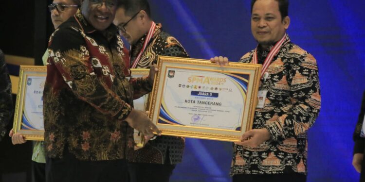 Pemkot Tangerang Hatrick SPM Award 2024