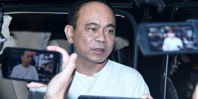 Lindungi Anak dari Pornografi, Menteri Budi Arie Imbau Orang Tua Pantau Rating Gim