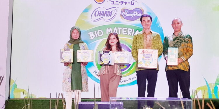 Peduli Lingkungan Hidup, PT Unicharm Launching 3 Produk Berbahan Bio Material