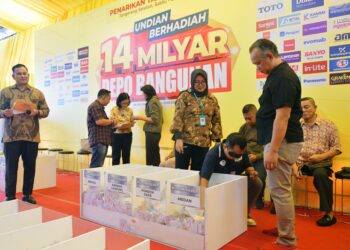 Depo Bangunan Umumkan Nama Pemenang Undian Berhadiah 2024 dengan Nilai Total 14 M