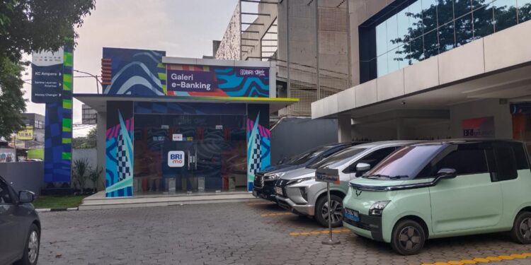 Kantor Cabang BRI Jakarta Ampera Hadirkan Kemudahan Transaksi 24 Melalui CRM