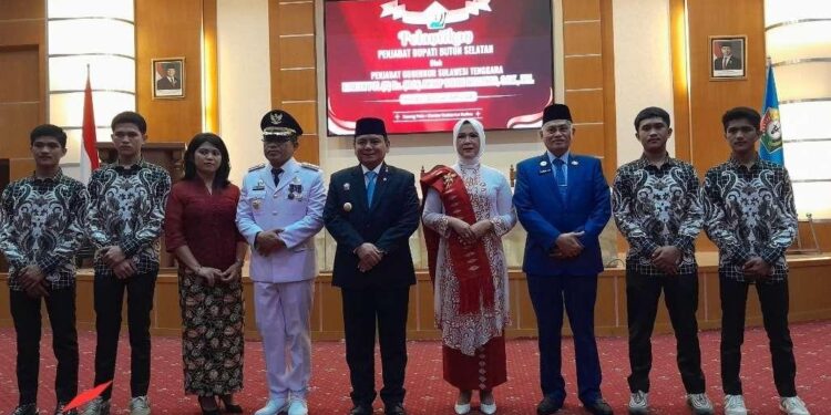 Ridwan Badallah Resmi Dilantik Sebagai Pj Bupati Buton Selatan