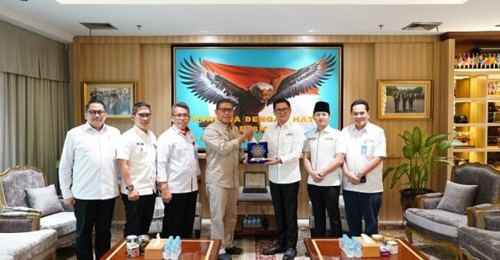 Sinergi Pusat-Daerah: Pertemuan Apkasi dan KSP Guna Kebijakan yang Lebih Lancar