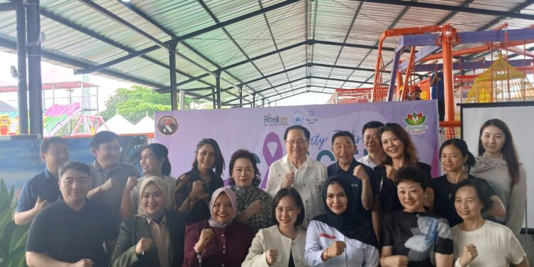 Gandeng Profesor dari Cina, Sekjen KITA Camellia Lubis Sukses Gelar Charity Cancer