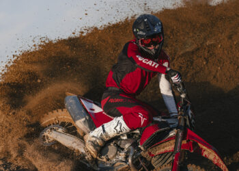 Ducati Perkenalkan Desmo450 MX Versi Factory, Siap Balap dengan Performa Lebih Buas