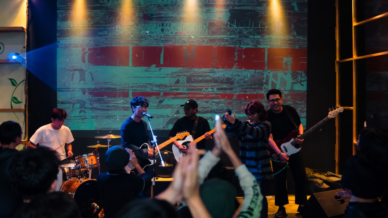 Emotional Clinic Showcase Sukses Digelar di Exito Lounge & Bar, Sparks Life Jakarta: Hadirkan Pengalaman Baru Memahami dan Mengelola Emosi